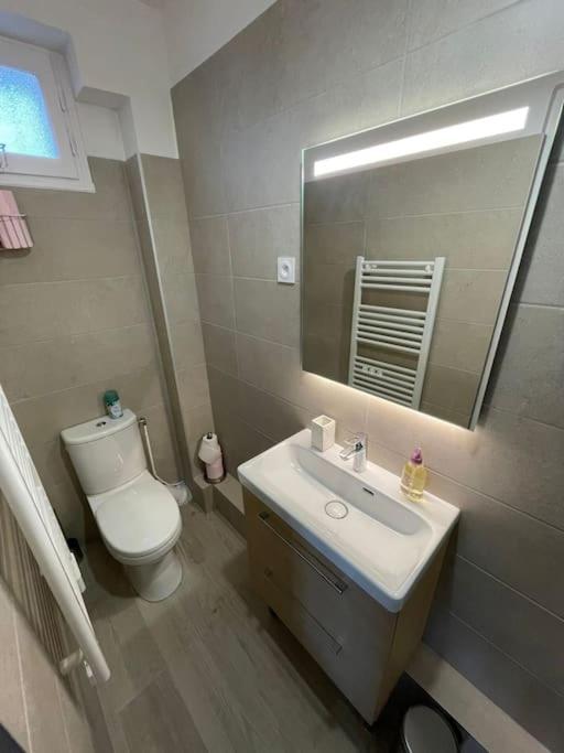 Appartement 1 Chambre Proche Gare Et Centre Ville Poissy Buitenkant foto